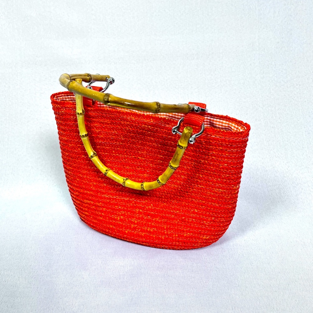 Brand new Authentic STJonhsBay established 1984
Beautiful Purse